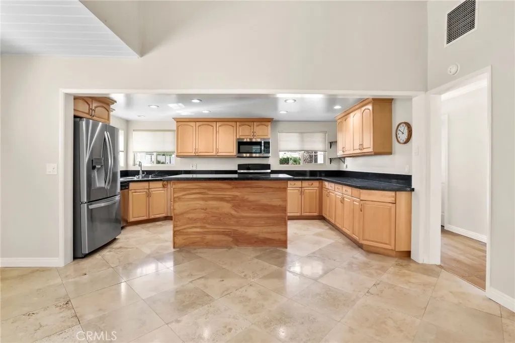 Additional image 16 of 22841 Mariano Street, Woodland Hills, CA 91367