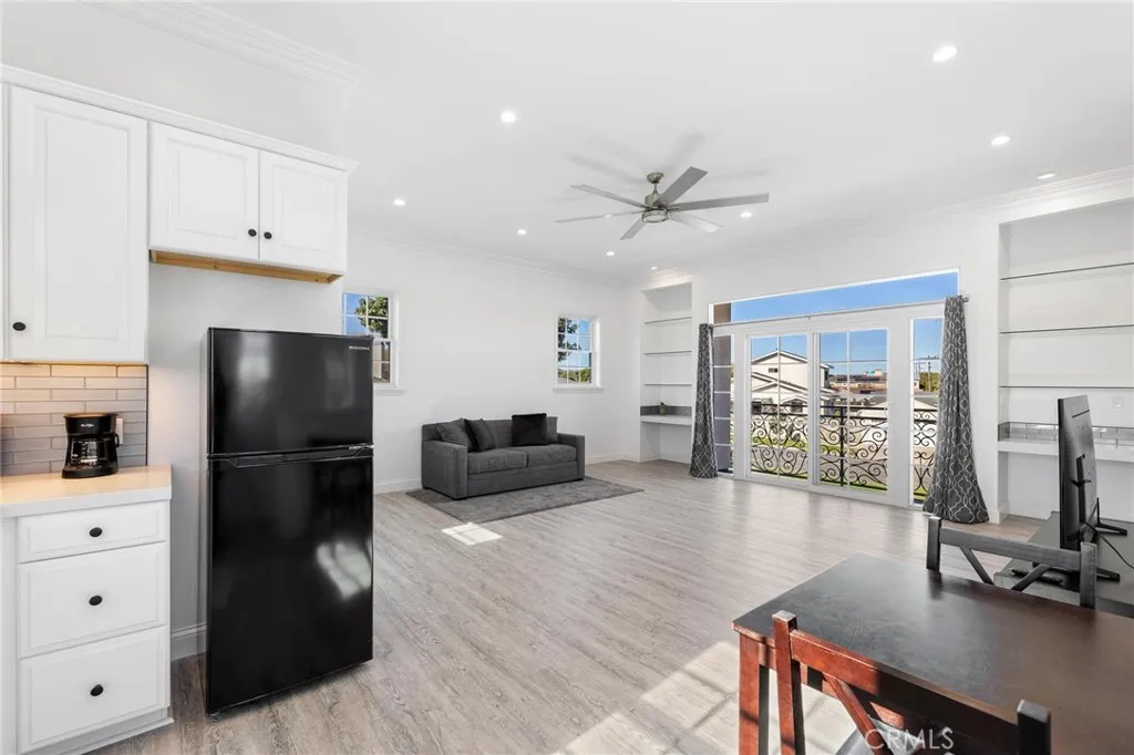 Additional image 8 of 1300 S Helberta Avenue Unit 2, Redondo Beach, CA 90277