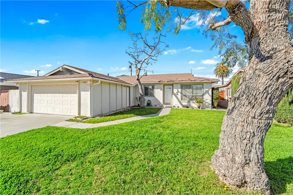 6431 Brown Cir, Huntington Beach, CA 92647