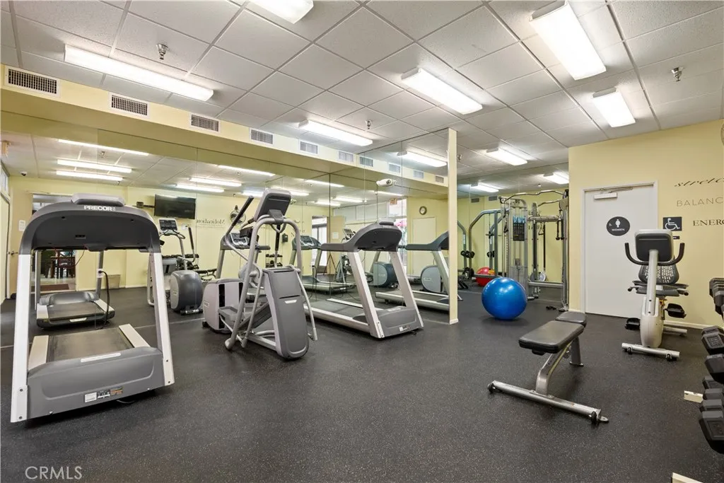 Additional image 53 of 5325 Newcastle Avenue Unit 240, Encino, CA 91316