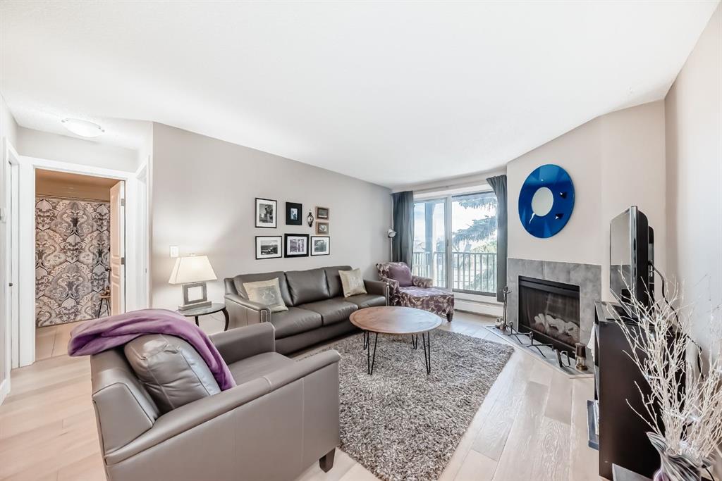 Additional image 2 of 824-6400 Coach Hill Road SW, Calgary, AB, T3H 1B8