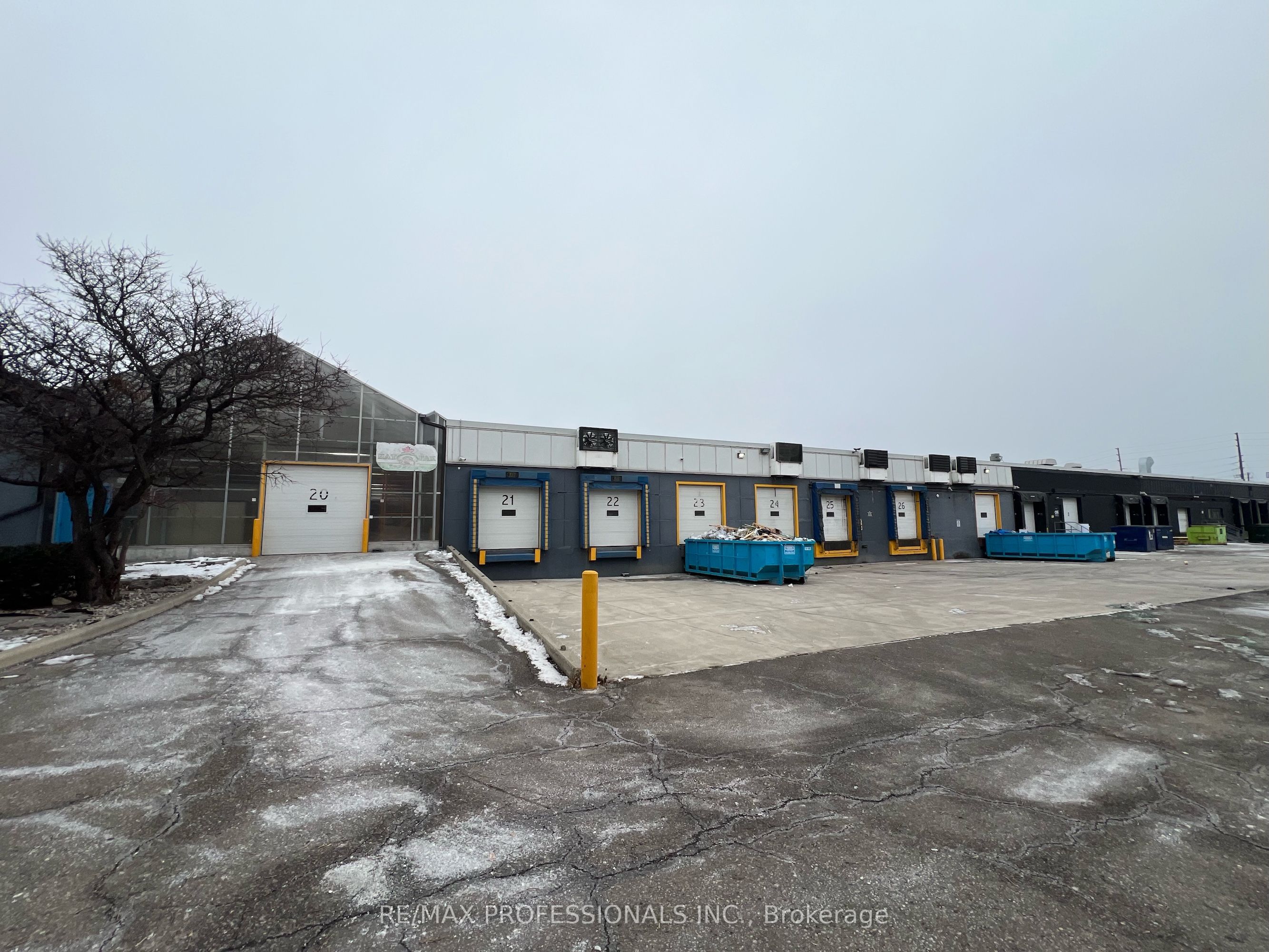 130 North Queen Street, Toronto, ON, M8Z 2E4