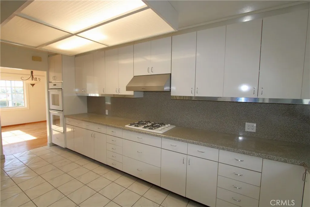 Additional image 29 of 2035 Rangeview Dr, Glendale, CA 91201