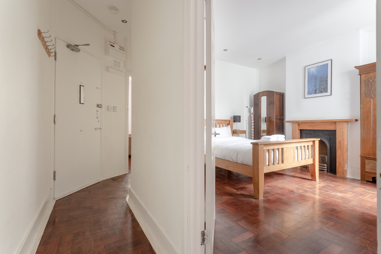 Additional image 6 of 2 Bed Flat, Crampton St, SE17, N1 7GU