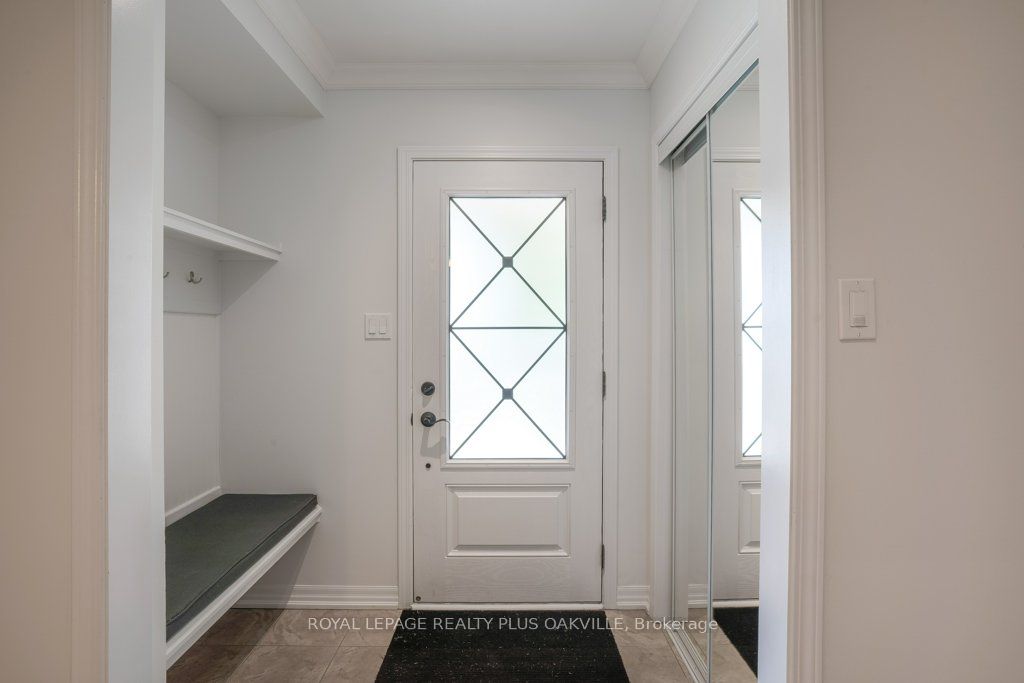 Additional image 5 of 211 Betsy Drive, Oakville, ON, L6M 0V1