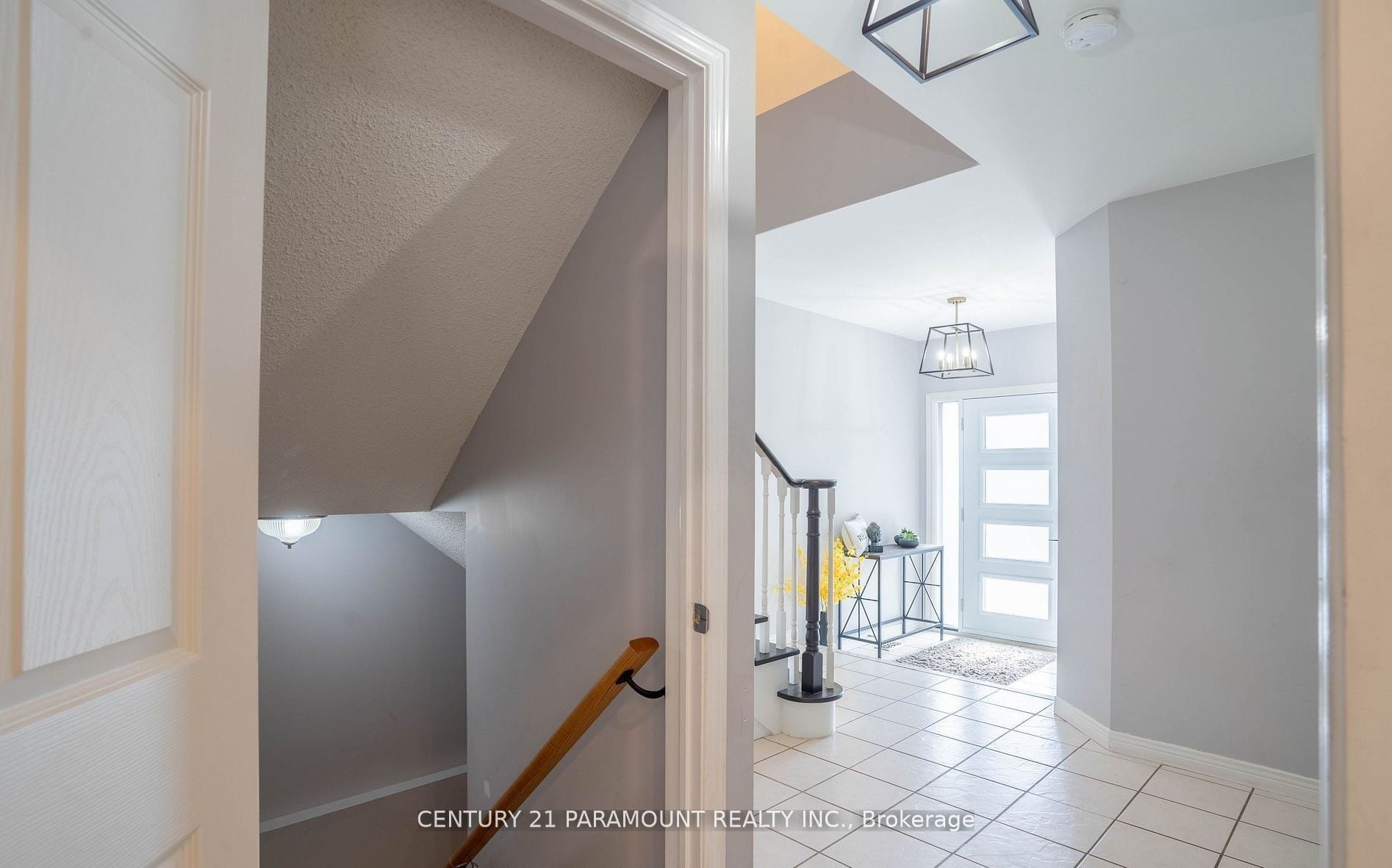 100 Fieldcrest Avenue, Clarington, ON, L1E 2Y9 photo 4