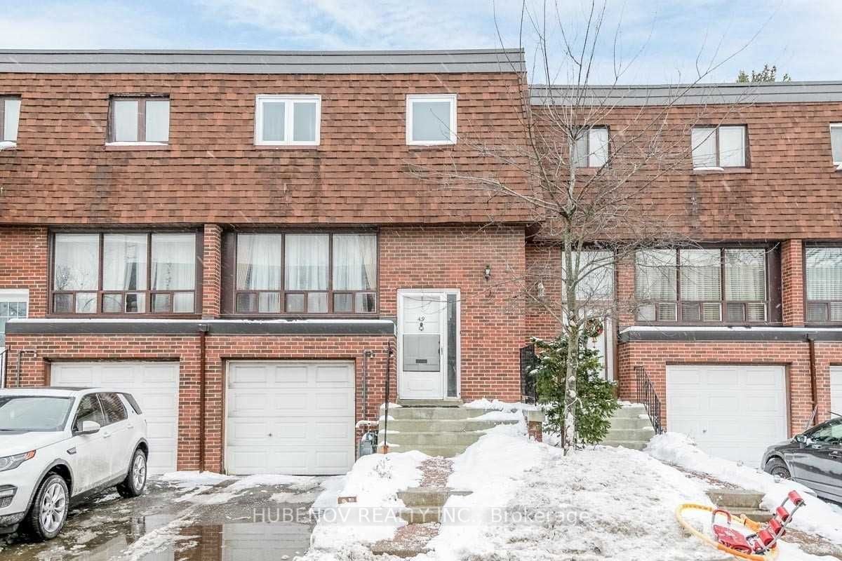 49 Stately Way, Markham, ON, L3T 3Z9