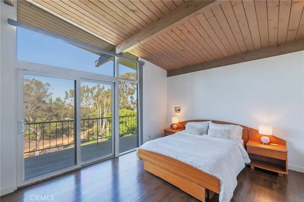 Additional image 66 of 2404 Laurel Avenue, Manhattan Beach, CA 90266