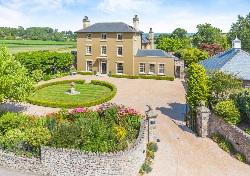 5 bed detached house for saleStoulgrove Lane, Woodcroft NP16