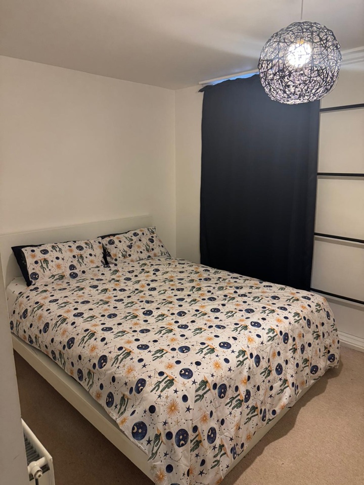 Room in a Shared Flat, Arments Court, SE5, N1 7GU