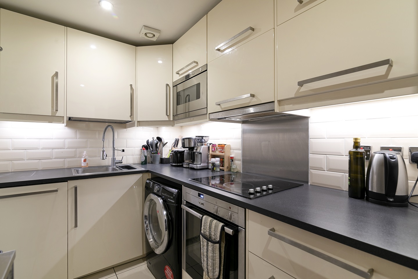 Additional image 8 of 2 Bed Flat, Melville Place, N1, N1 7GU