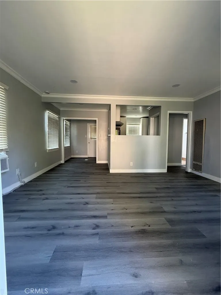 Additional image 15 of 2293 Grand Avenue, Long Beach, CA 90815