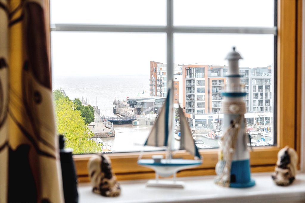 Additional image 16 of 2 bed flat for saleWaters Edge, Lower Burlington Road, Portishead BS20