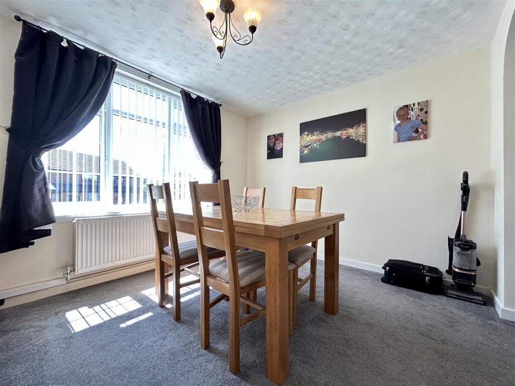 Additional image 4 of Cranmoor Crescent, Halesowen