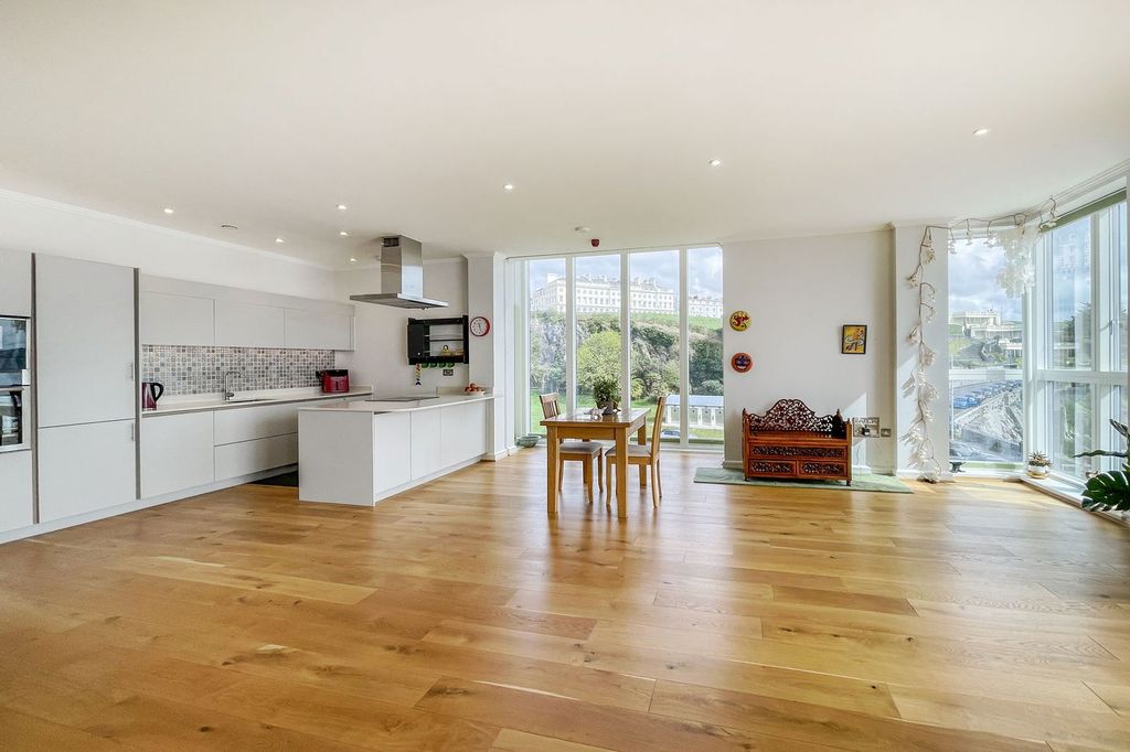 Additional image 6 of 3 bed flat for saleRivage, The Hoe, Plymouth, Devon PL1
