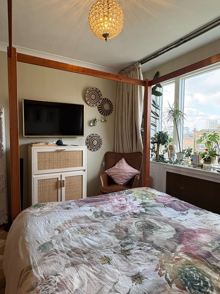 Additional image 6 of 2 Bed Flat, Park Crescent, W1B, N1 7GU