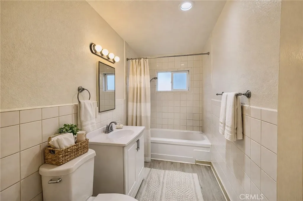 Additional image 25 of 1810 W Sallie Unit E, Anaheim, CA 92804