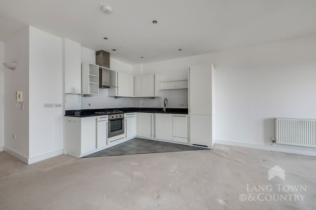 Additional image 4 of 2 bed flat for saleCliff Road, The Hoe, Plymouth PL1