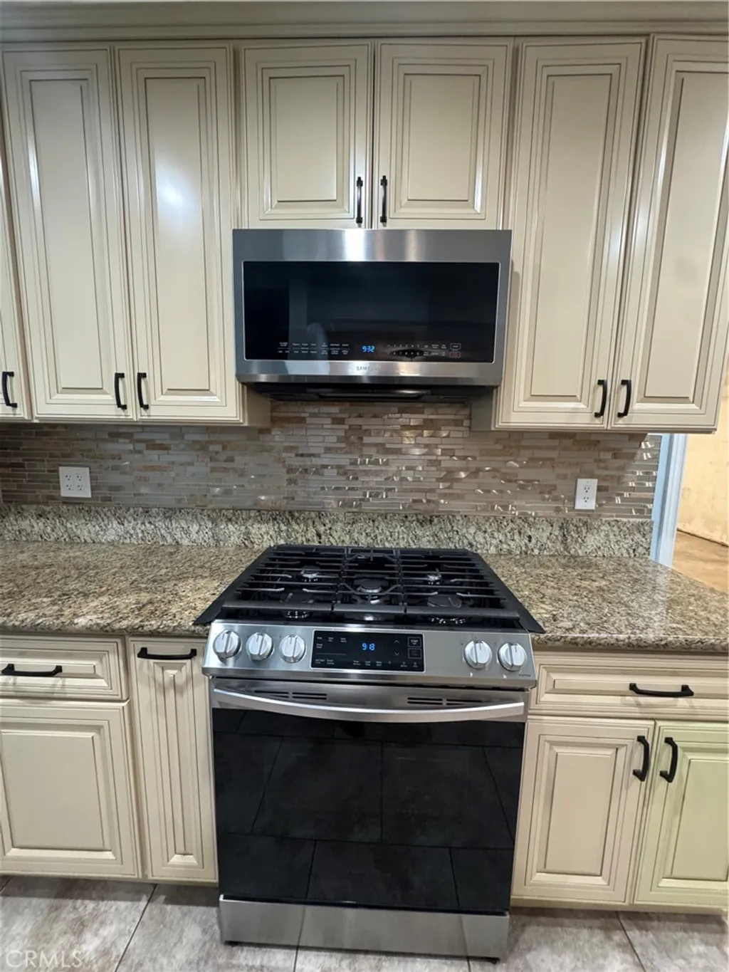 Additional image 11 of 901 N Acacia Ave Unit 2, Rialto, CA 92376