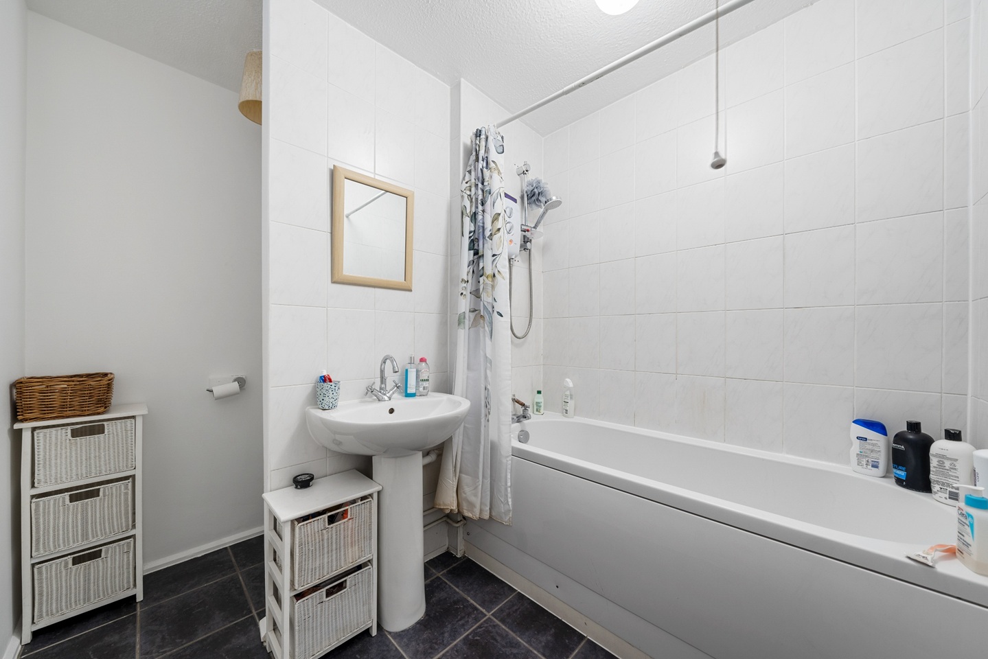 Additional image 7 of 3 Bed Flat, Saint Lukes Estate, EC1V, N1 7GU