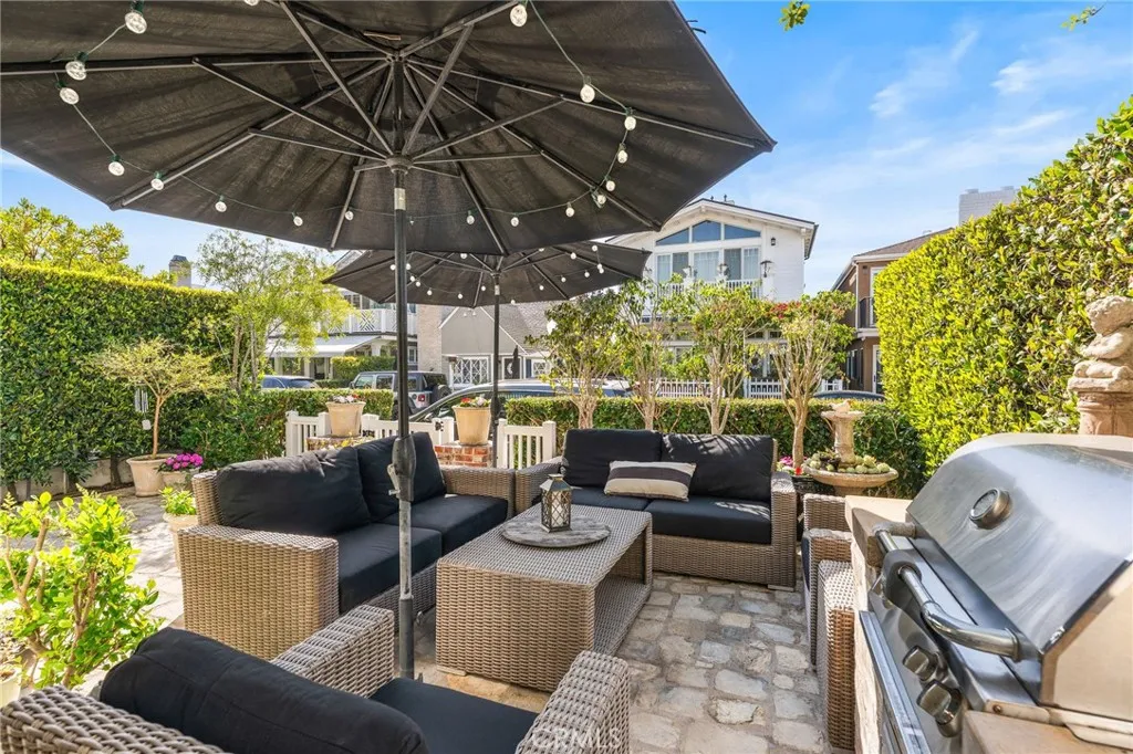 Additional image 4 of 220 Coral Ave, Newport Beach, CA 92662