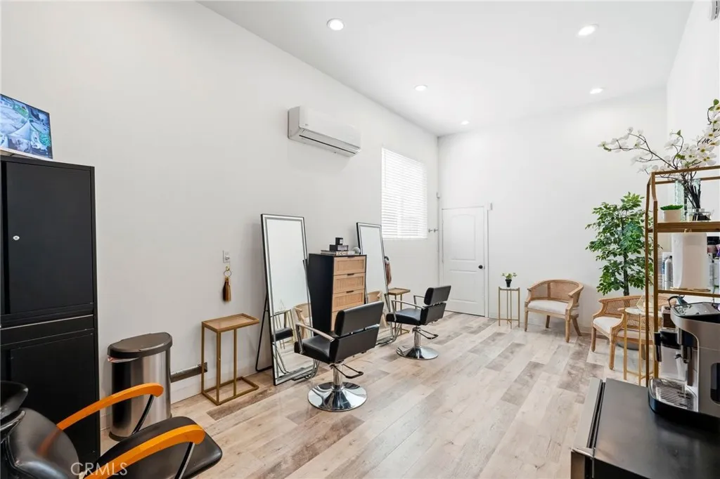 Additional image 44 of 6450 Teesdale Avenue, North Hollywood, CA 91606