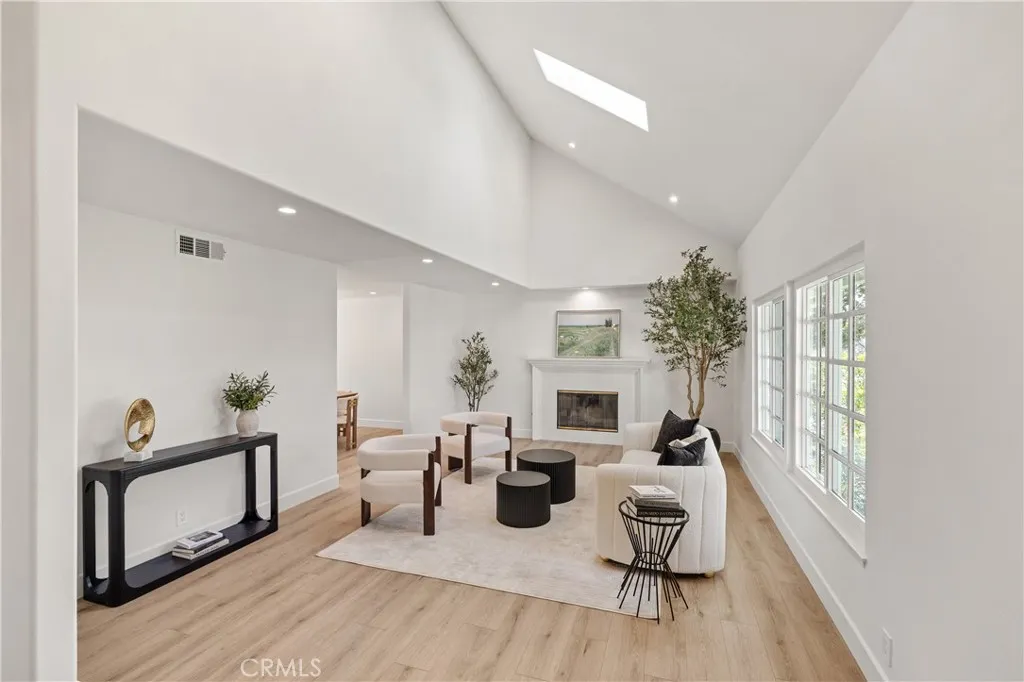 Additional image 7 of 5204 Ambridge Dr, Calabasas, CA 91301