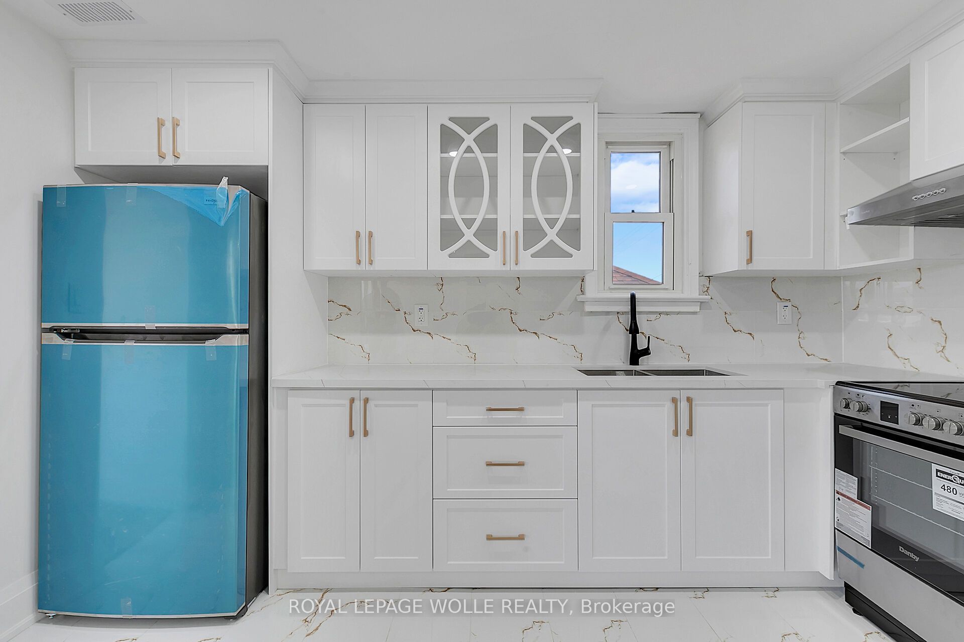 Additional image 3 of 1-581 Lancaster Street W, Kitchener, ON, N2K 1M5