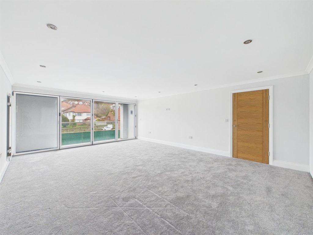 Additional image 18 of 2 bed flat for saleVictoria Road, Wallasey CH45