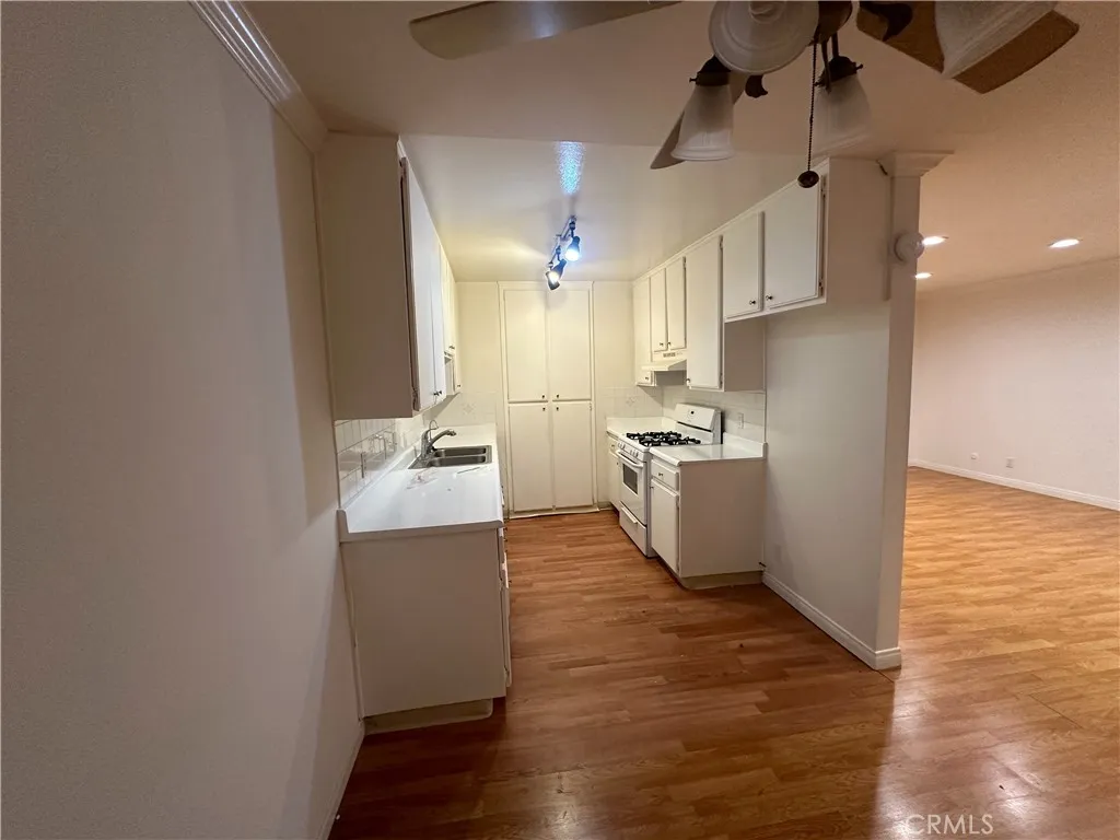 Additional image 64 of 3010 Montrose Ave Unit 17, Glendale, CA 91214