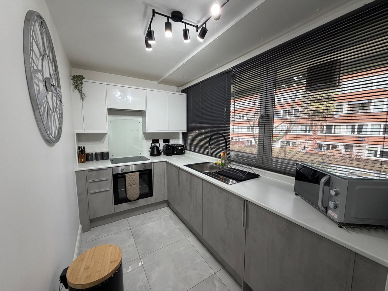 Additional image 2 of 1 Bed Flat, Heldar Court, SE1, SE1 3RH