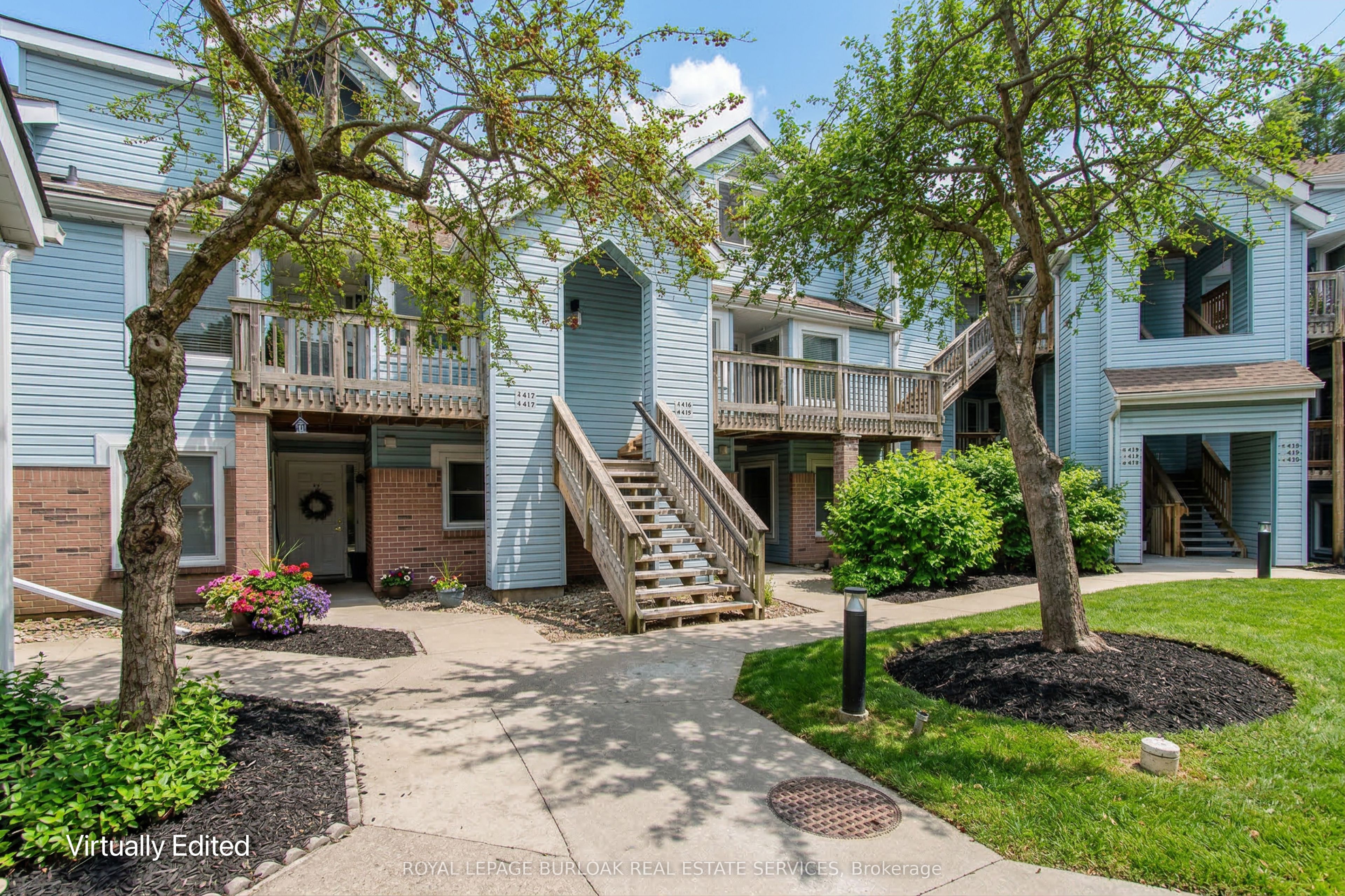 418-1210 Thorpe Road, Burlington, ON, L7S 2H1