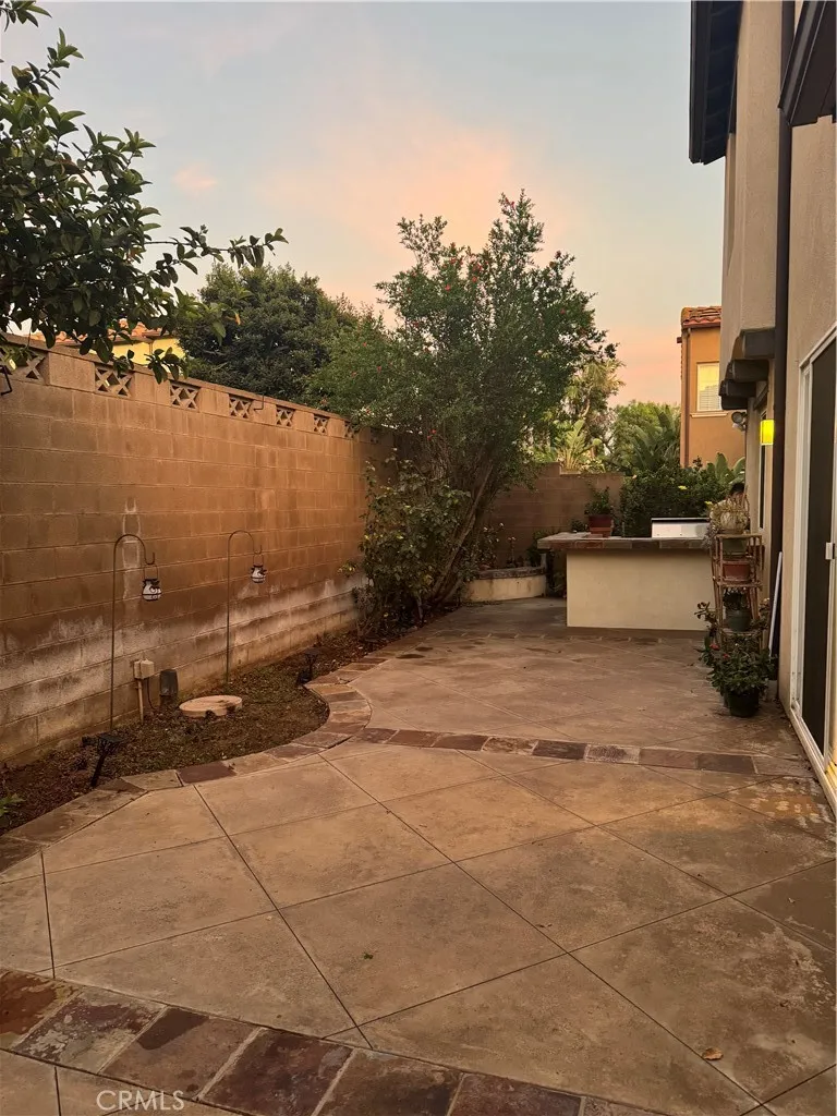 Additional image 33 of 41 Modesto, Irvine, CA 92602