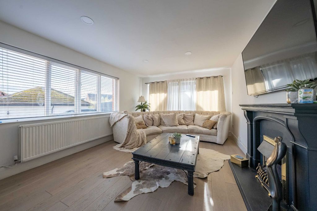 Additional image 6 of 5 bed detached house for saleOld Chepstow Road, Langstone NP18