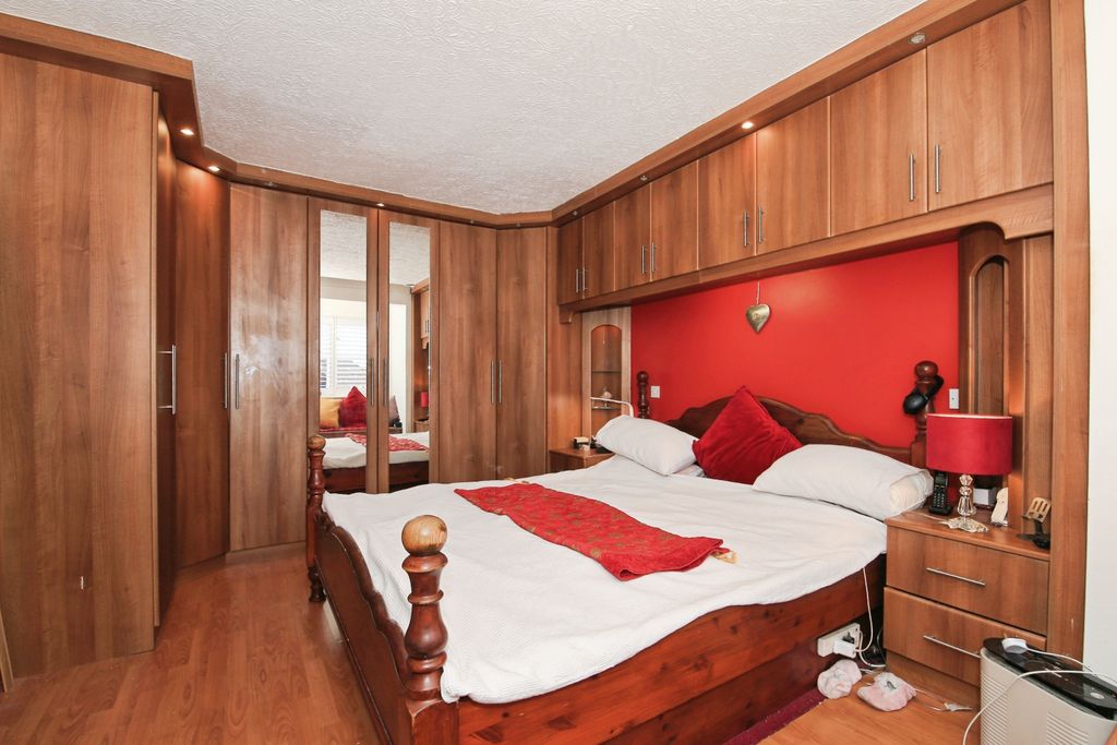 Additional image 8 of 7 bed detached house for saleSouth Street, Peterborough PE2