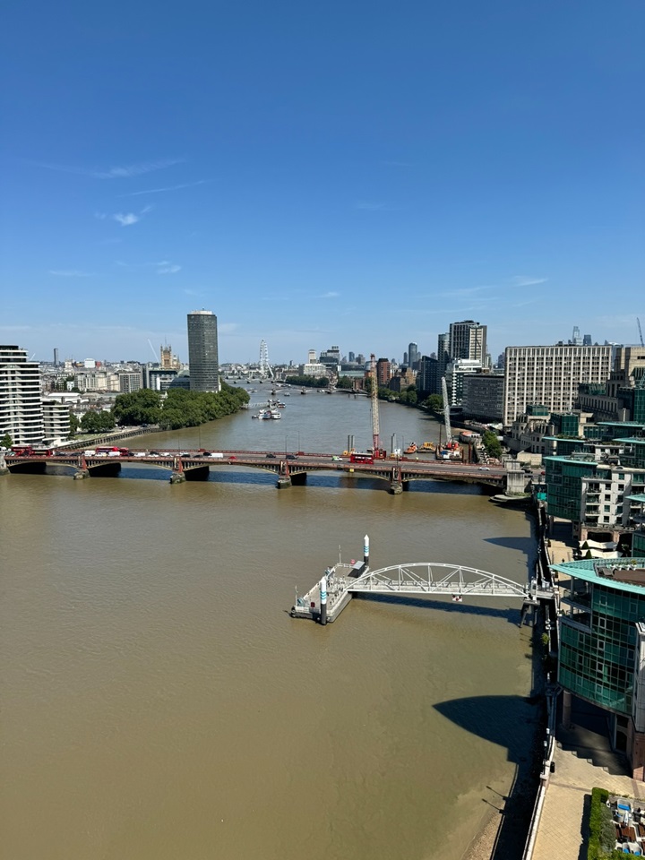 Additional image 8 of 3 Bed Flat, St. George Wharf, SW8, N1 7GU