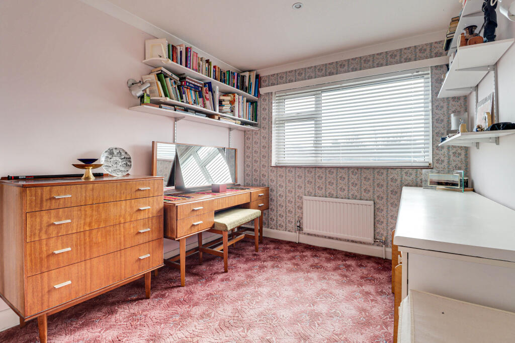 Additional image 11 of Ridgewood Drive, Harpenden, Hertfordshire, AL5