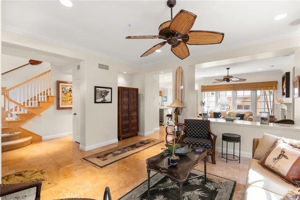 Additional image 4 of 2501 Bungalow Place Unit 1, Corona Del Mar, CA 92625