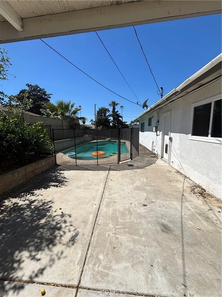 Additional image 38 of 720 E Cypress Ave, Redlands, CA 92374