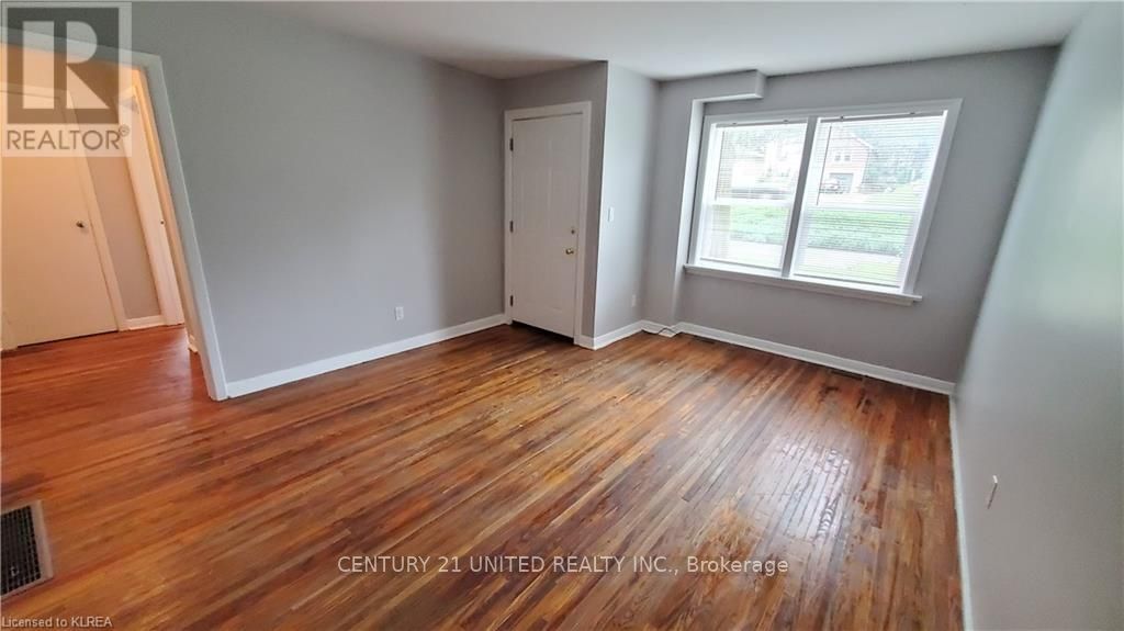 Additional image 4 of B-1247 Clonsilla Avenue, Peterborough, ON, K9J 5Z1