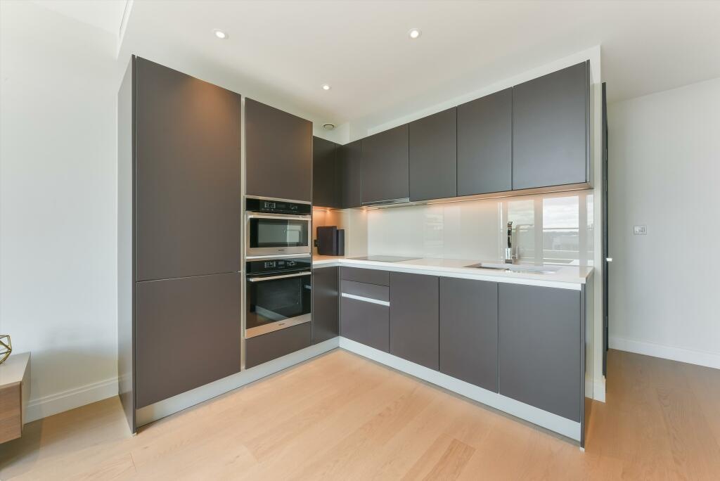 Additional image 3 of 1 Bed Flat, Valetta House, SW11, N1 7GU