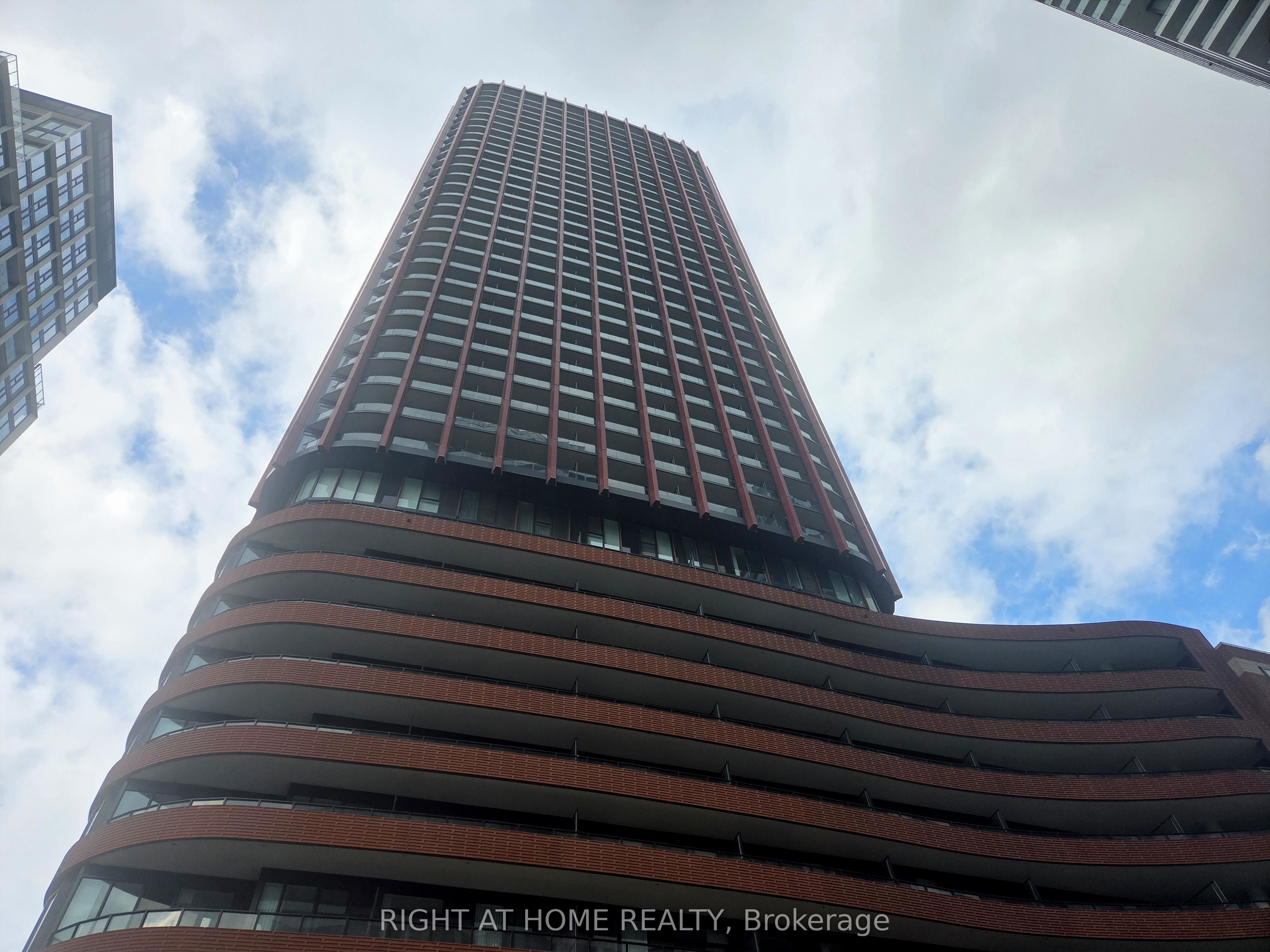 3801-180 Front Street E, Toronto, ON, M5A 0K9