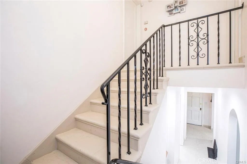 Additional image 70 of 2313 Hollister Ter, Glendale, CA 91206