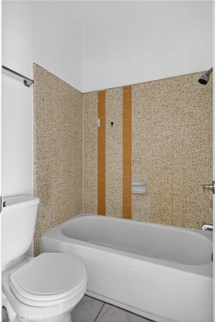 Additional image 61 of 4441 Woodman Avenue Unit 304, Sherman Oaks, CA 91423