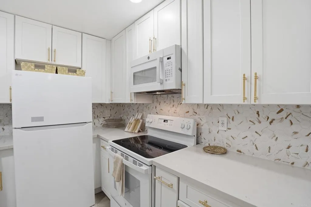 Additional image 13 of 6350 Genesee Ave Unit 107, San Diego, CA 92122