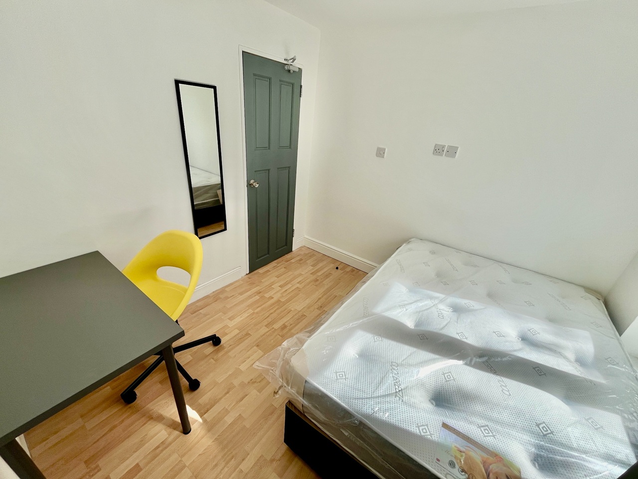 Additional image 3 of Room in a Shared Flat, Minerva Close, SW9, N1 7GU