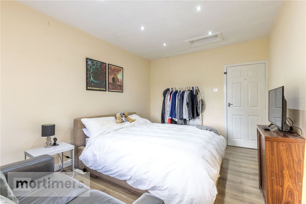 Additional image 11 of 5 bed flat for saleLovely Hall Lane, Salesbury, Blackburn, Lancashire BB1