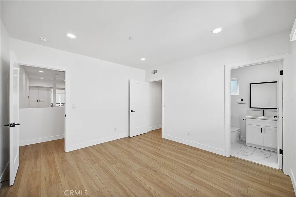 Additional image 34 of 14420 Tiara St, Van Nuys, CA 91401