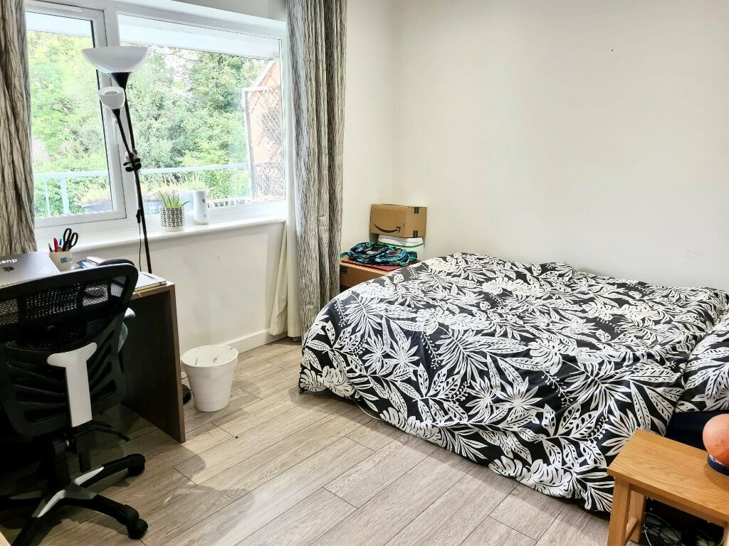 Additional image 13 of Hall Place Close, St. Albans, Hertfordshire, AL1 3SD