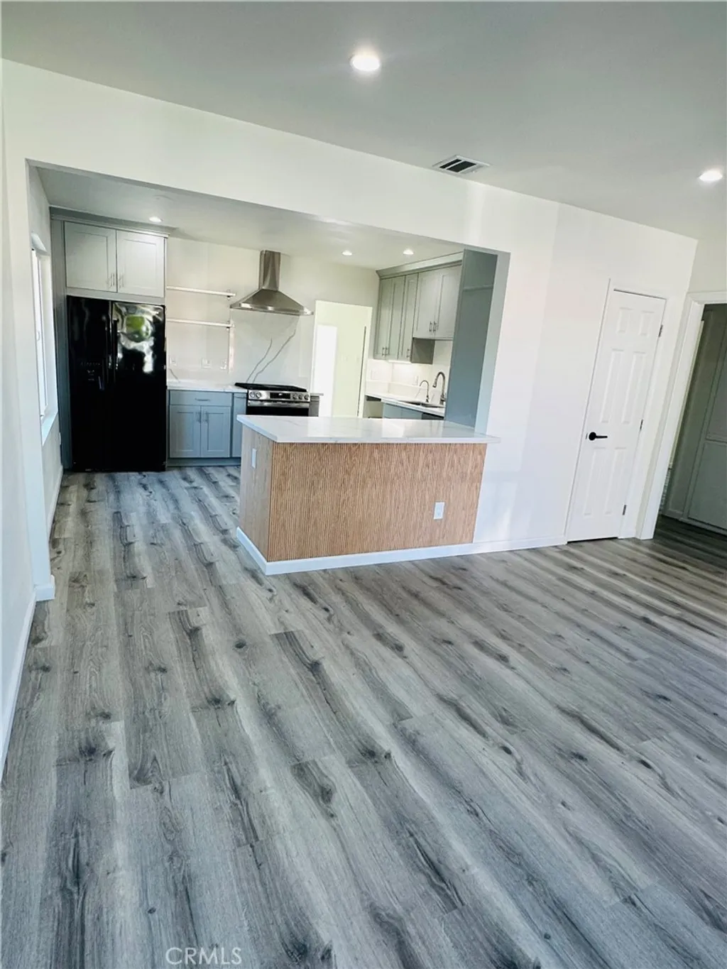 Additional image 3 of 3634 Caspian Ave, Long Beach, CA 90810